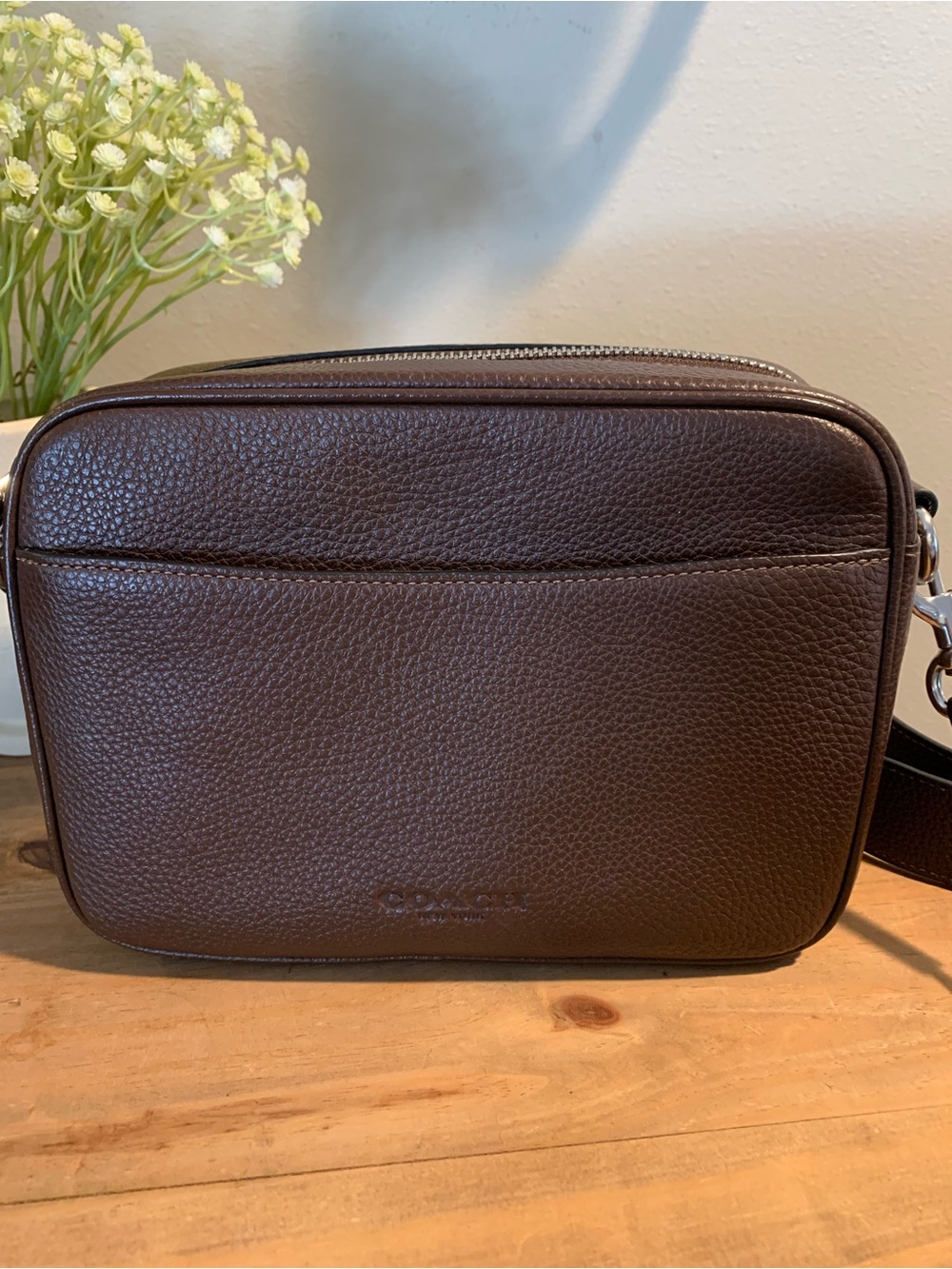 Authentic Coach Warner Crossbody Brown Pebble Leather Bag - Picture 2 of 4